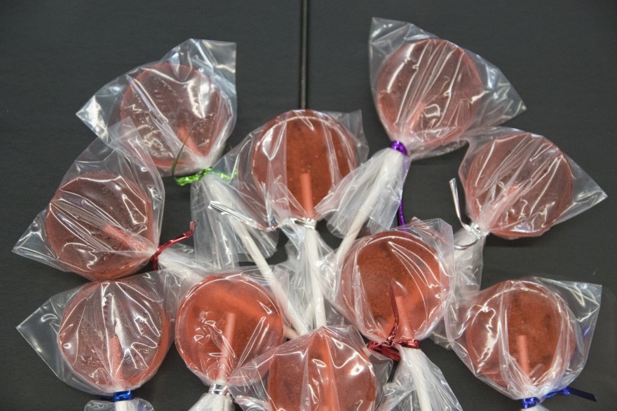 Why You Shouldn’t Buy CBD Lollipop? 