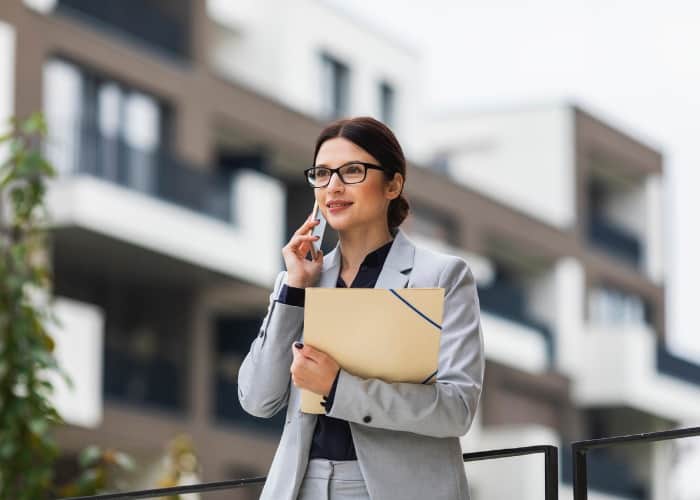Novice to Notable: How Continuing Education Elevates Your Real Estate Career